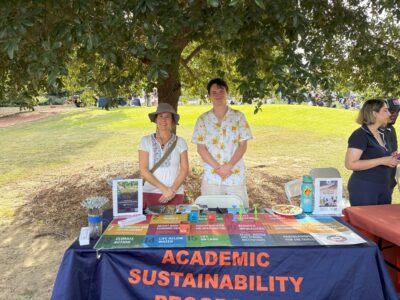 Photo of folks tabling for the Academic Sustainability Programs.